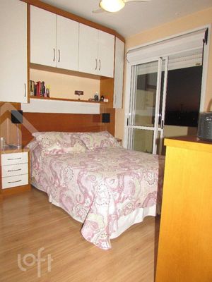 Image 8 - 892876