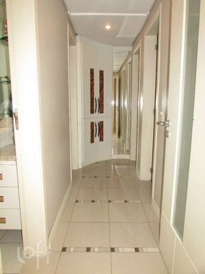 Image 7 - 892876
