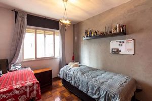 Image 18 - 892877
