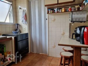 Image 19 - 892879