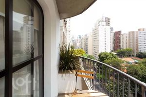 Image 15 - 892882