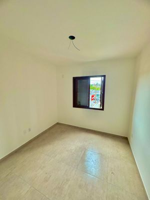 Image 3 - 892884
