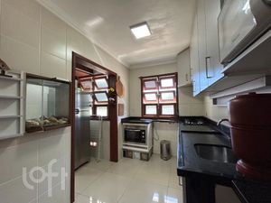 Image 10 - 892905
