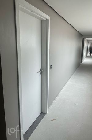 Image 7 - 892929