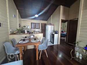 Image 2 - 892932