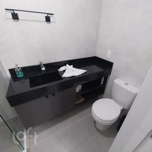 Image 19 - 892956