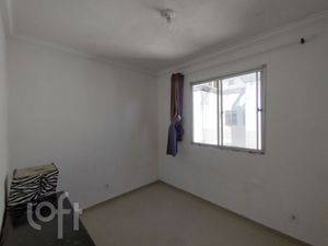Image 4 - 892957