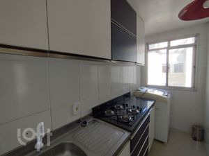 Image 10 - 892957