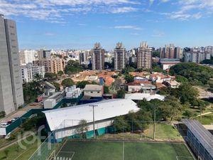 Image 7 - 892989