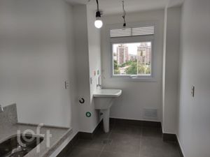 Image 9 - 892991