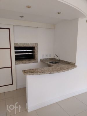 Image 3 - 892994