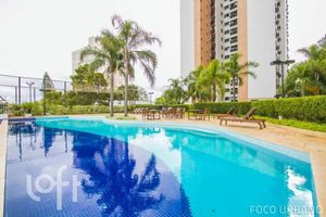 Image 6 - 892994