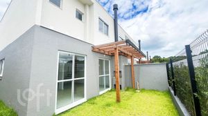 Image 3 - 892996