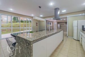 Image 35 - 892997
