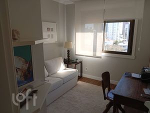 Image 38 - 892998