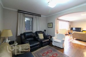 Image 10 - 893004