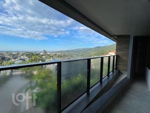 Image 30 - 893005