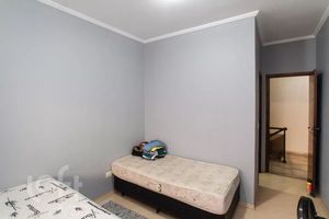 Image 30 - 893012