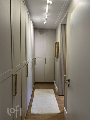 Image 9 - 893013
