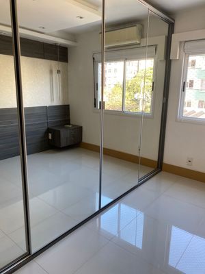 Image 9 - 893016