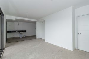 Image 7 - 893017