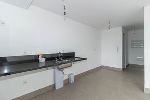 Image 27 - 893017