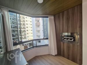Image 10 - 893018