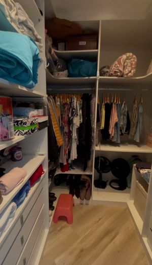 Image 14 - 893021