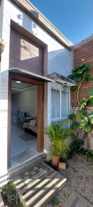 Image 19 - 893024