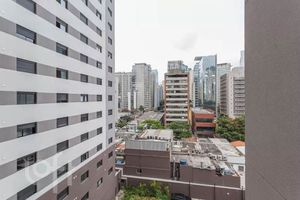 Image 9 - 893026