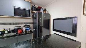 Image 9 - 893027