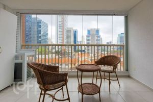 Image 22 - 893028