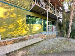Image 3 - 893030