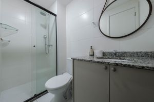 Image 9 - 893035