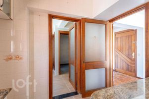 Image 8 - 893041