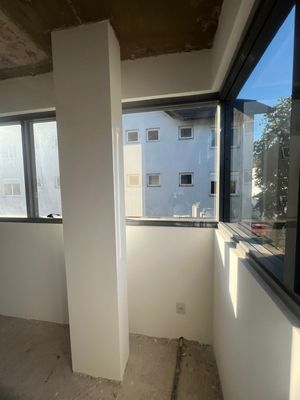 Image 6 - 893060