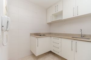 Image 9 - 893072