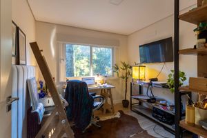 Image 8 - 893104