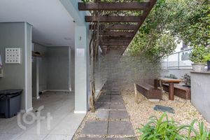 Image 29 - 893127