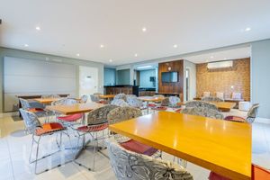 Image 35 - 893127