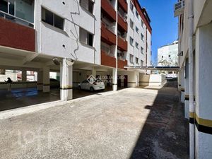Image 23 - 893131