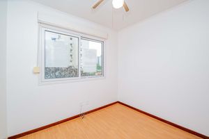 Image 8 - 893134