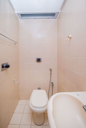 Image 32 - 893134