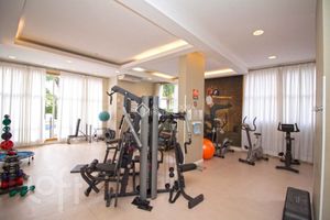 Image 9 - 893142