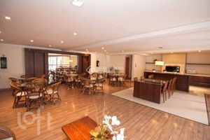 Image 15 - 893142