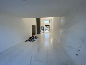 Image 3 - 893156