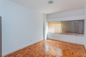 Image 7 - 893163