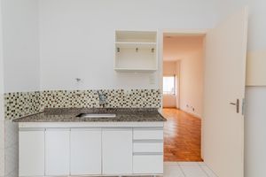 Image 9 - 893163