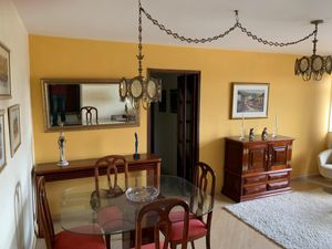 Image 2 - 893174