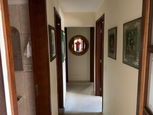 Image 4 - 893174